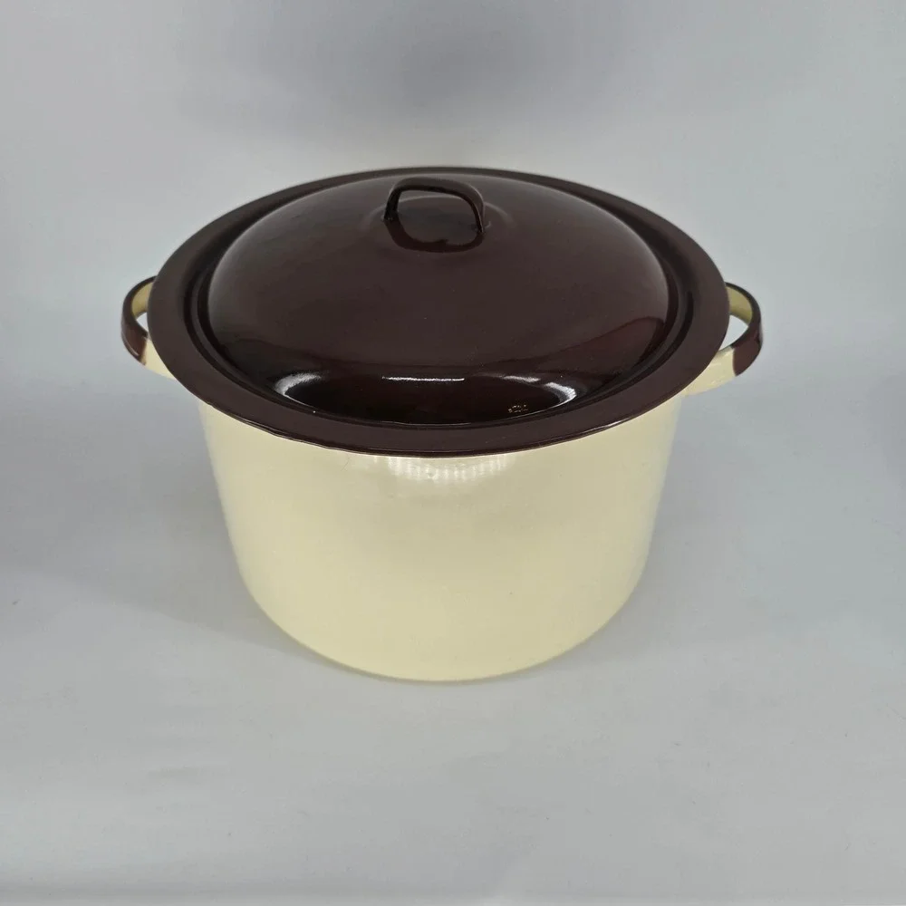 Vintage Enamelware Stock Pot Cream Brown Enamel Large Soup Pot with Lid 10.5in